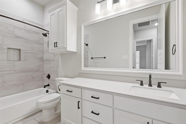 287 Paluxy Street, Burleson, TX 76028