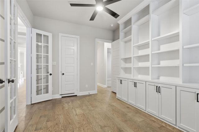 287 Paluxy Street, Burleson, TX 76028