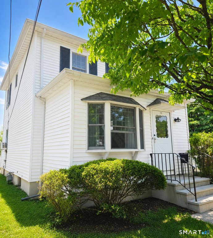 118 Halstead Avenue, Greenwich, CT 06831