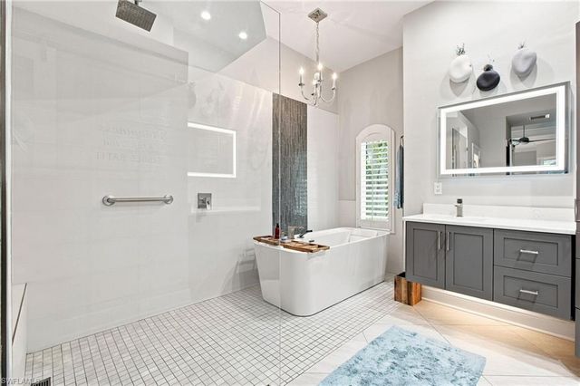 2160 Harlans RUN, Naples, FL 34105