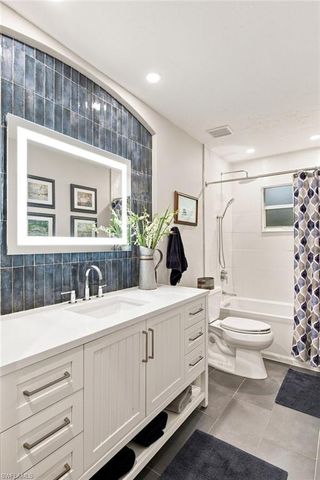 2160 Harlans RUN, Naples, FL 34105