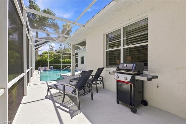 2160 Harlans RUN, Naples, FL 34105