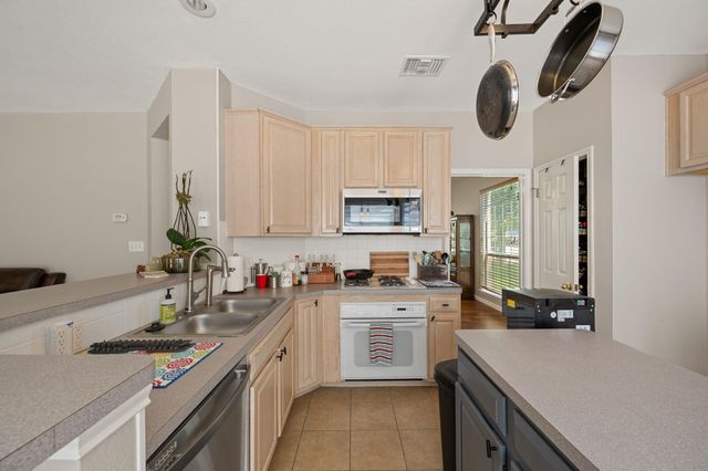18001 Dansworth DR, Pflugerville, TX 78660