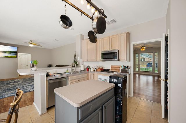 18001 Dansworth DR, Pflugerville, TX 78660