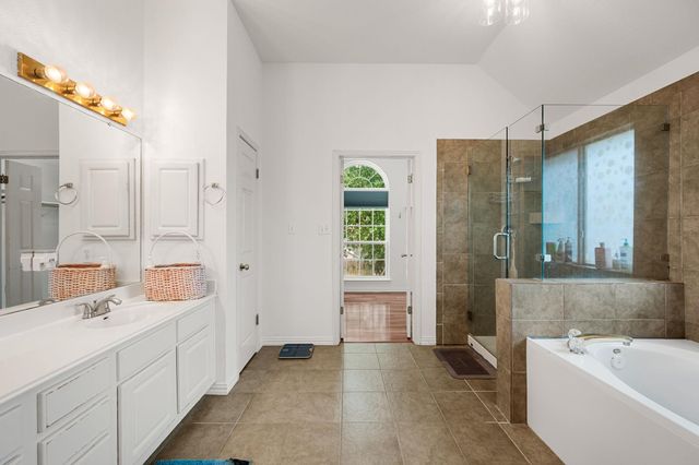 18001 Dansworth DR, Pflugerville, TX 78660