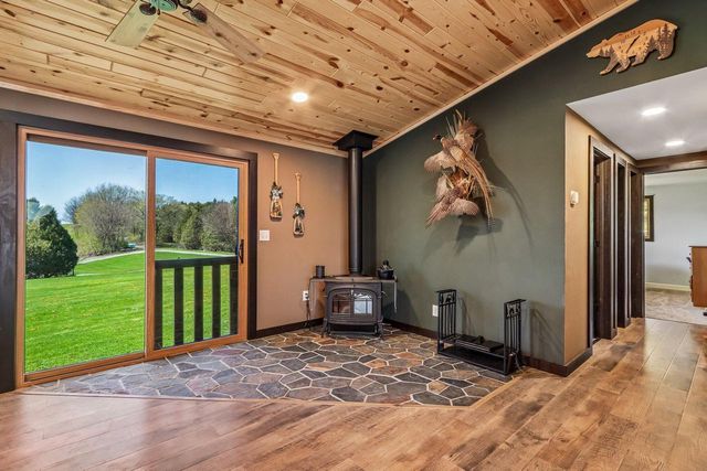 N6297 Christberg ROAD, Johnson Creek, WI 53038
