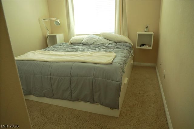 2851 Rough Green Street, Las Vegas, NV 89117