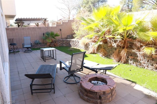 2851 Rough Green Street, Las Vegas, NV 89117