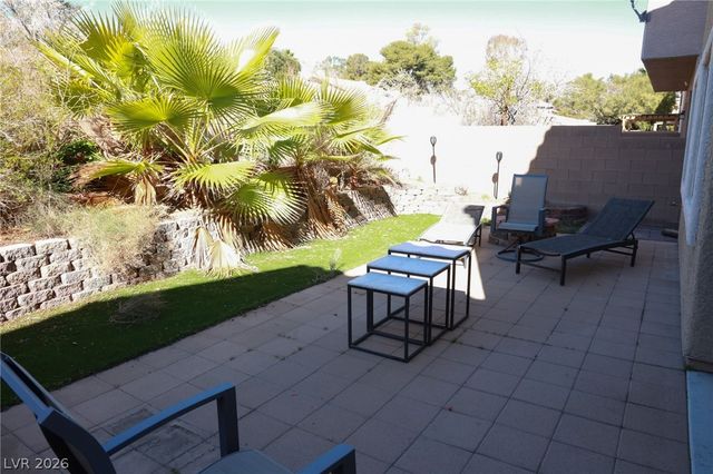 2851 Rough Green Street, Las Vegas, NV 89117