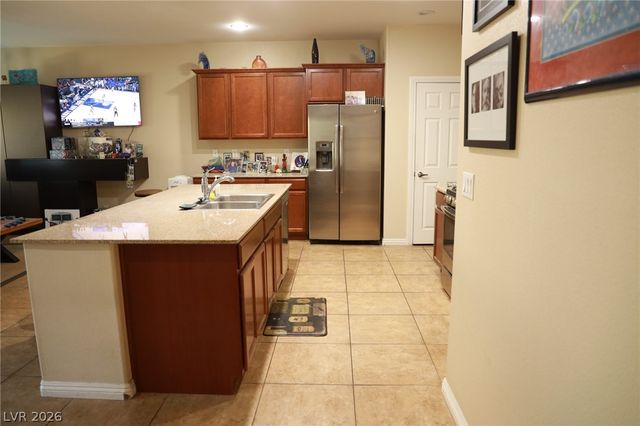 2851 Rough Green Street, Las Vegas, NV 89117