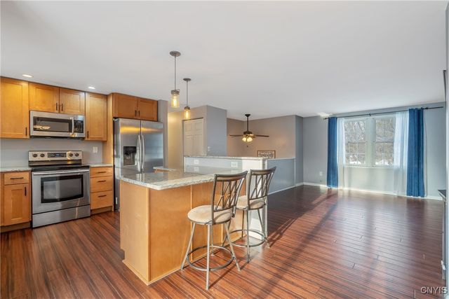 142 Dorando, Salina, NY 13090