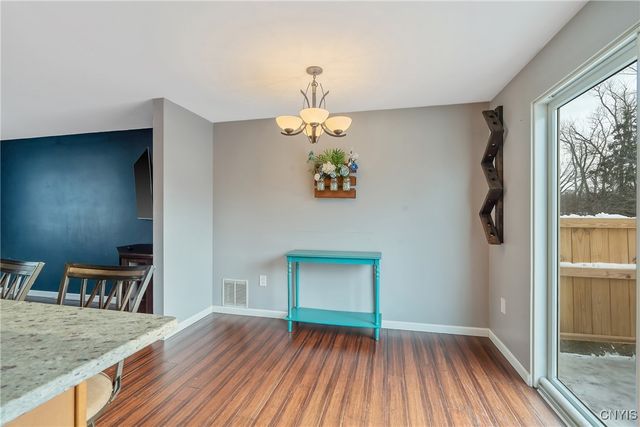 142 Dorando, Salina, NY 13090