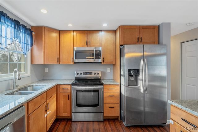 142 Dorando, Salina, NY 13090