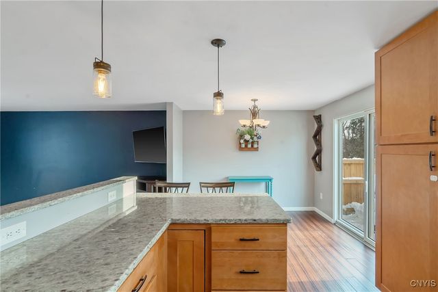 142 Dorando, Salina, NY 13090