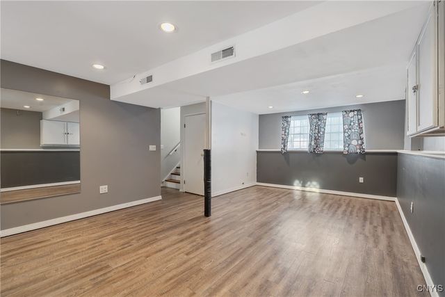 142 Dorando, Salina, NY 13090