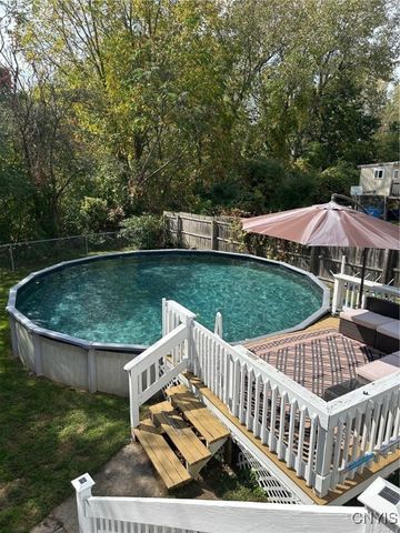 142 Dorando, Salina, NY 13090