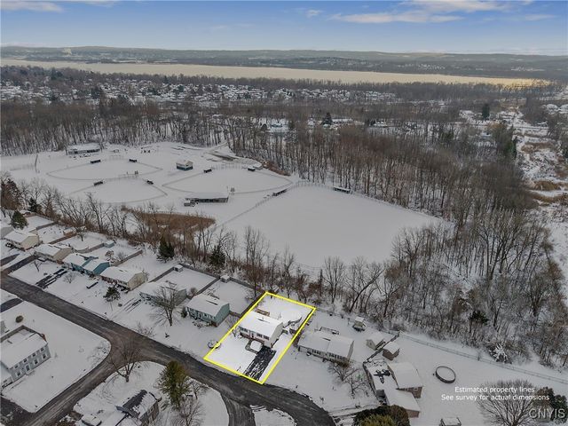 142 Dorando, Salina, NY 13090