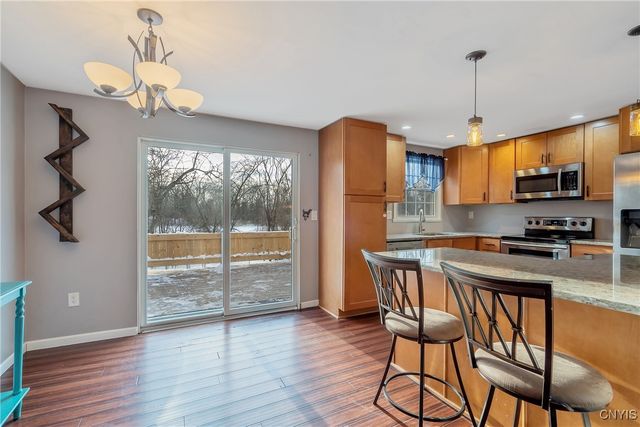 142 Dorando, Salina, NY 13090