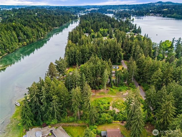 2774 Marine Drive, Bremerton, WA 98312