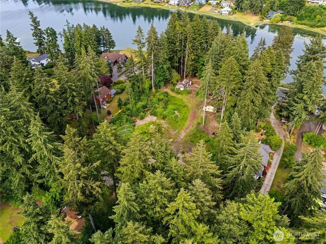 2774 Marine Drive, Bremerton, WA 98312