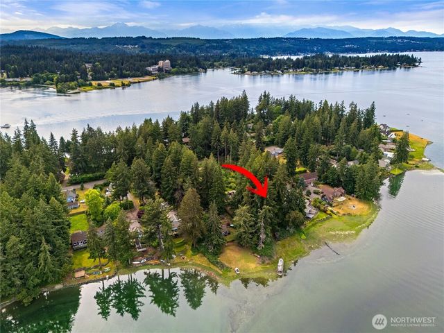 2774 Marine Drive, Bremerton, WA 98312
