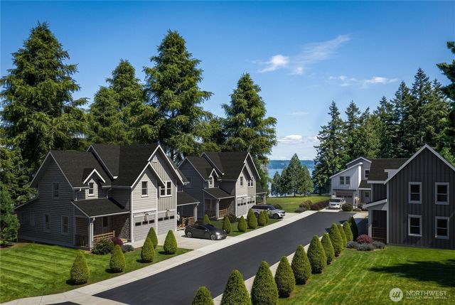 2774 Marine Drive, Bremerton, WA 98312