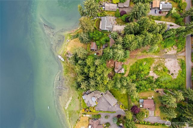 2774 Marine Drive, Bremerton, WA 98312