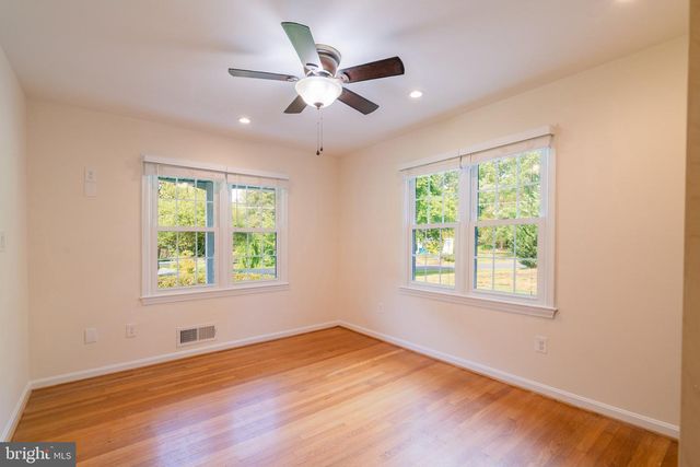 9300 ALLWOOD CT, Alexandria, VA 22309