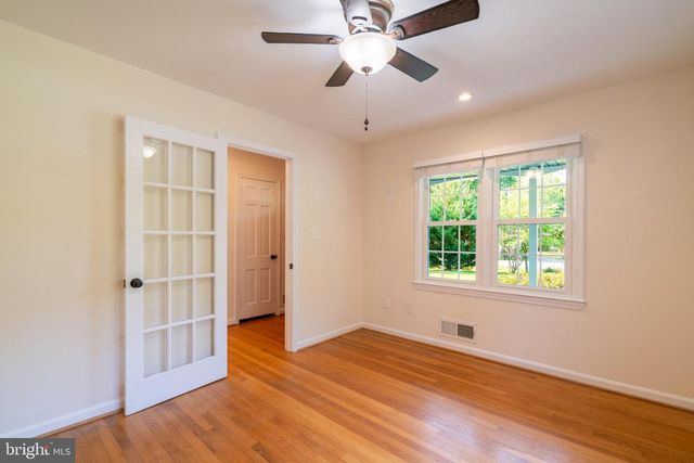 9300 ALLWOOD CT, Alexandria, VA 22309
