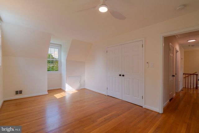 9300 ALLWOOD CT, Alexandria, VA 22309