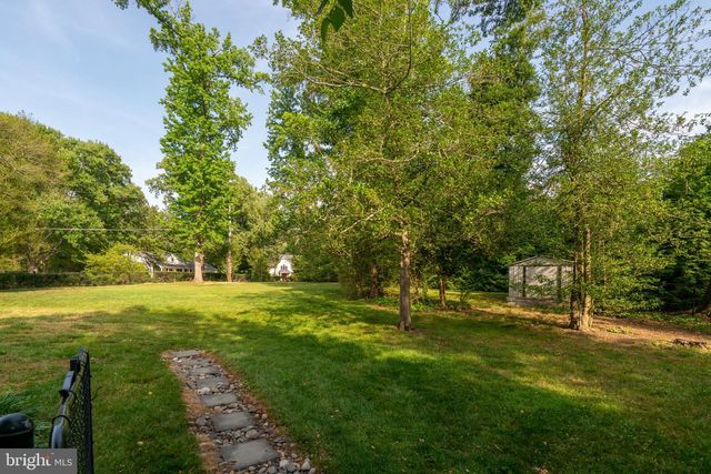 9300 ALLWOOD CT, Alexandria, VA 22309