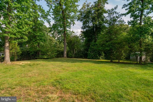 9300 ALLWOOD CT, Alexandria, VA 22309
