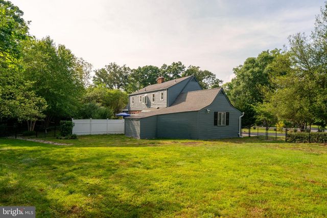9300 ALLWOOD CT, Alexandria, VA 22309