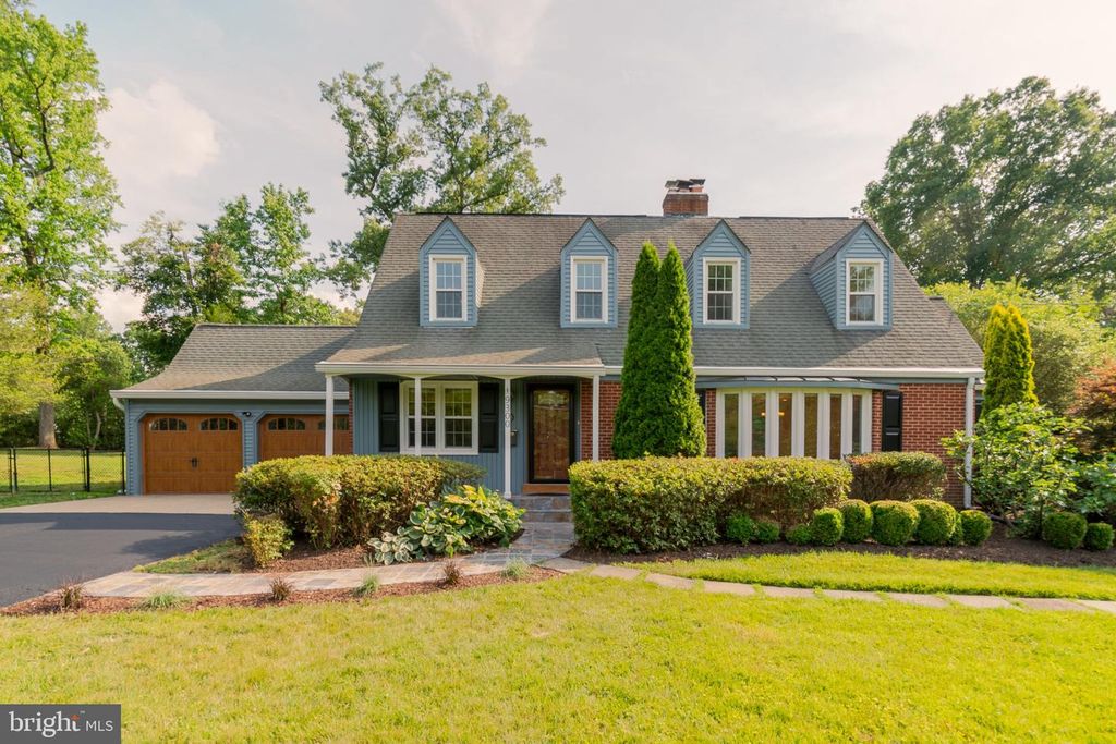 9300 ALLWOOD CT, Alexandria, VA 22309