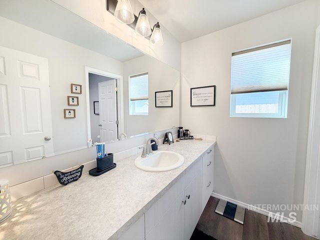 13694 Oliver Street, Caldwell, ID 83607