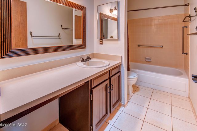 1432 N Rio Aros, Green Valley, AZ 85614