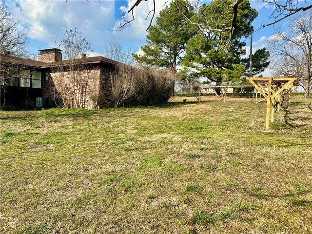 1803 W State Highway 10, Belleville, AR 72824