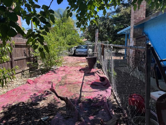 4232 77th St, Sacramento, CA 95820