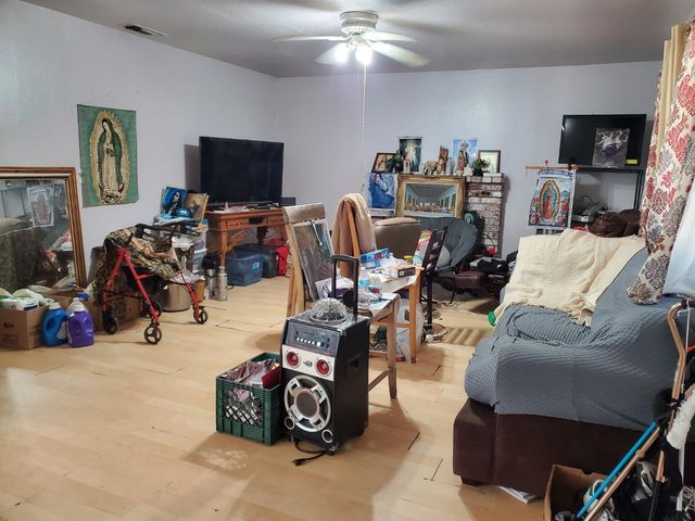 4232 77th St, Sacramento, CA 95820