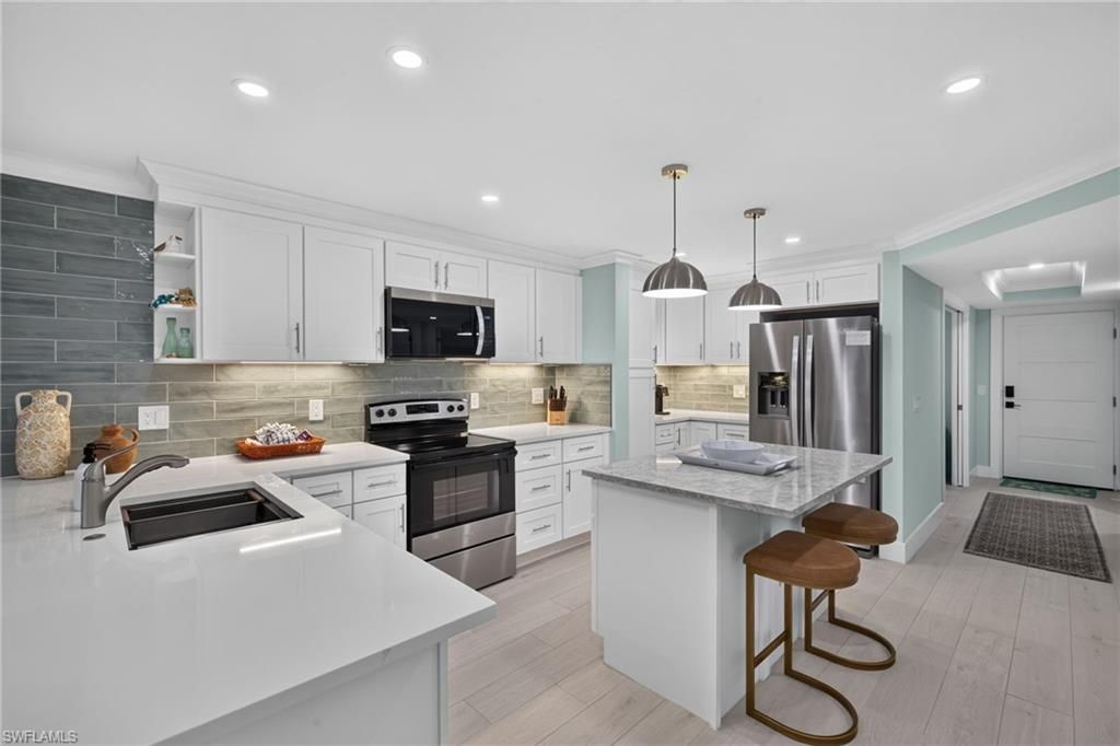 2445 W Gulf DR A2, SANIBEL, FL 33957 — photo 3