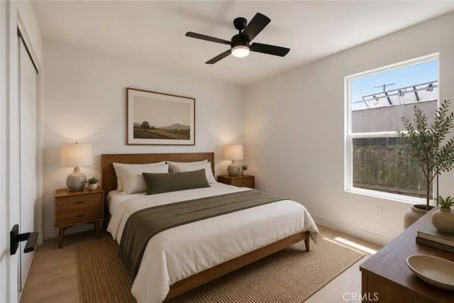 2032 88th Street, Los Angeles, CA 90047