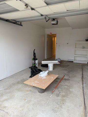 50101 S Horst Court, New Baltimore, MI 48047