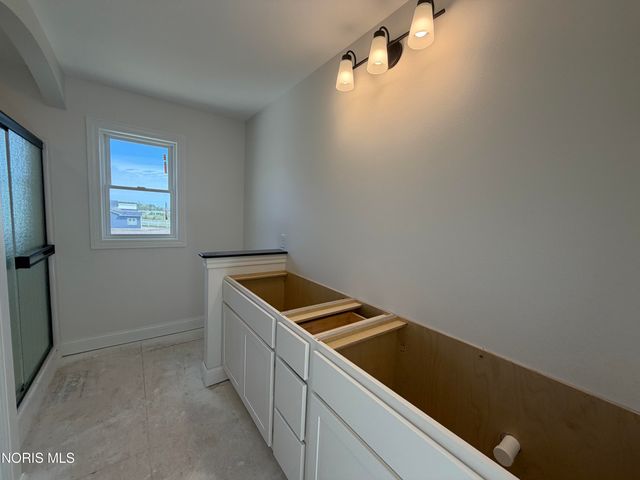 1812 Caleb Court, Waterville, OH 43566