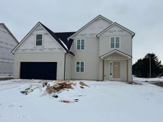 1812 Caleb Court, Waterville, OH 43566