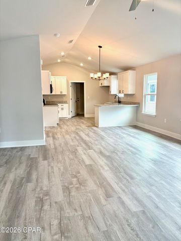 1306 Primrose Lane, Panama City, FL 32404