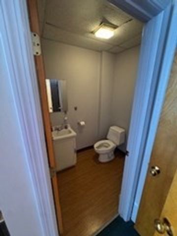 1214 Bennington 1214, Boston, MA 02128