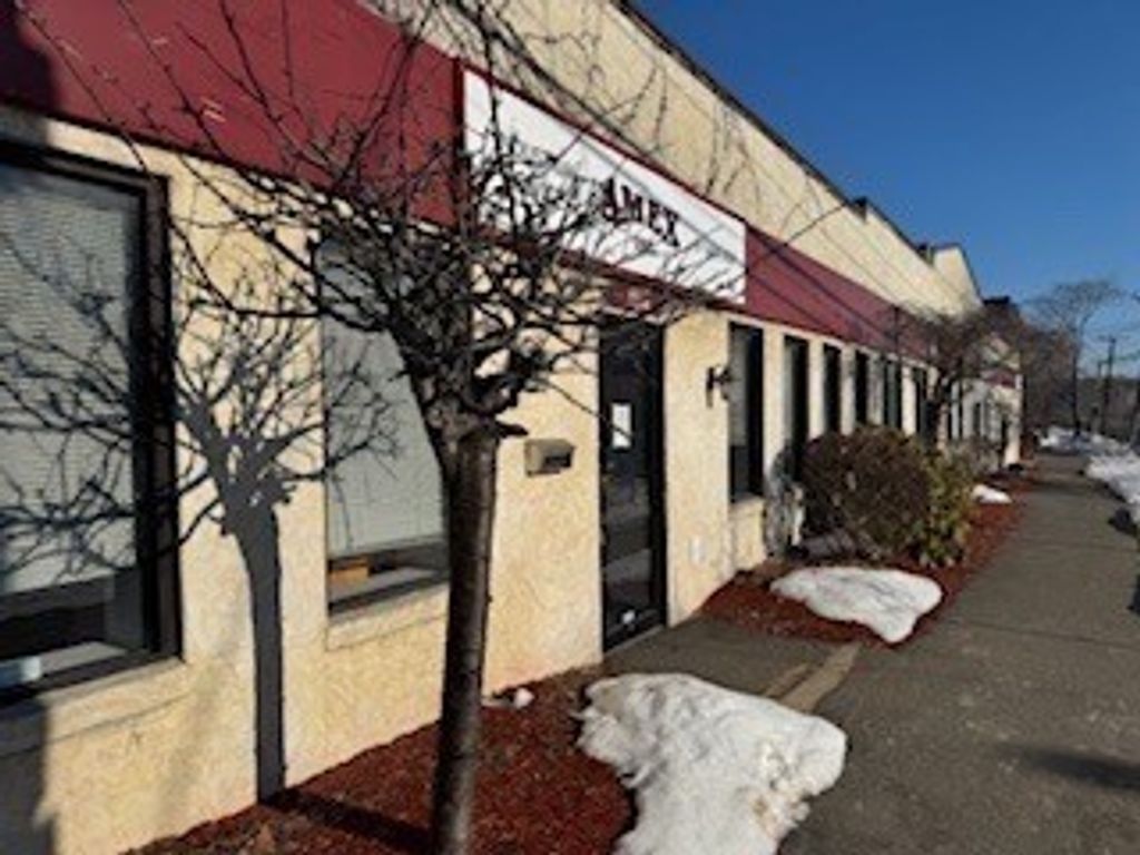 1214 Bennington 1214, Boston, MA 02128