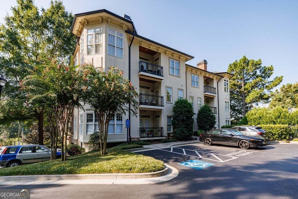828 Highland Lane 2204, Atlanta, GA 30306 — exterior