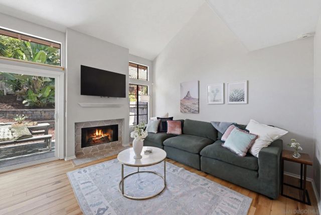 12305 Caminito Mira Del Mar, San Diego, CA 92130
