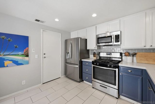12305 Caminito Mira Del Mar, San Diego, CA 92130